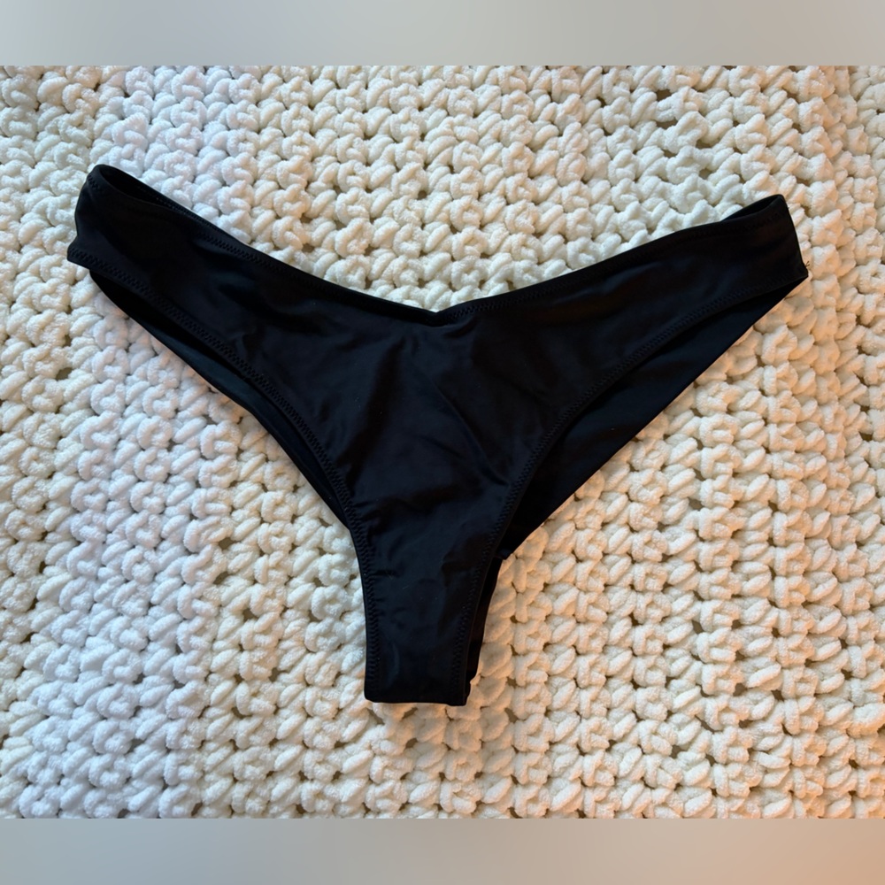 Aerie Black Cheeky Bottom